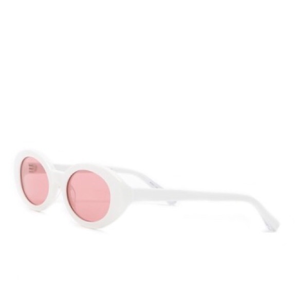 ELIZABETH AND JAMES “MCKINLEY” SUNGLASSES WHITE - Picture 2 of 3